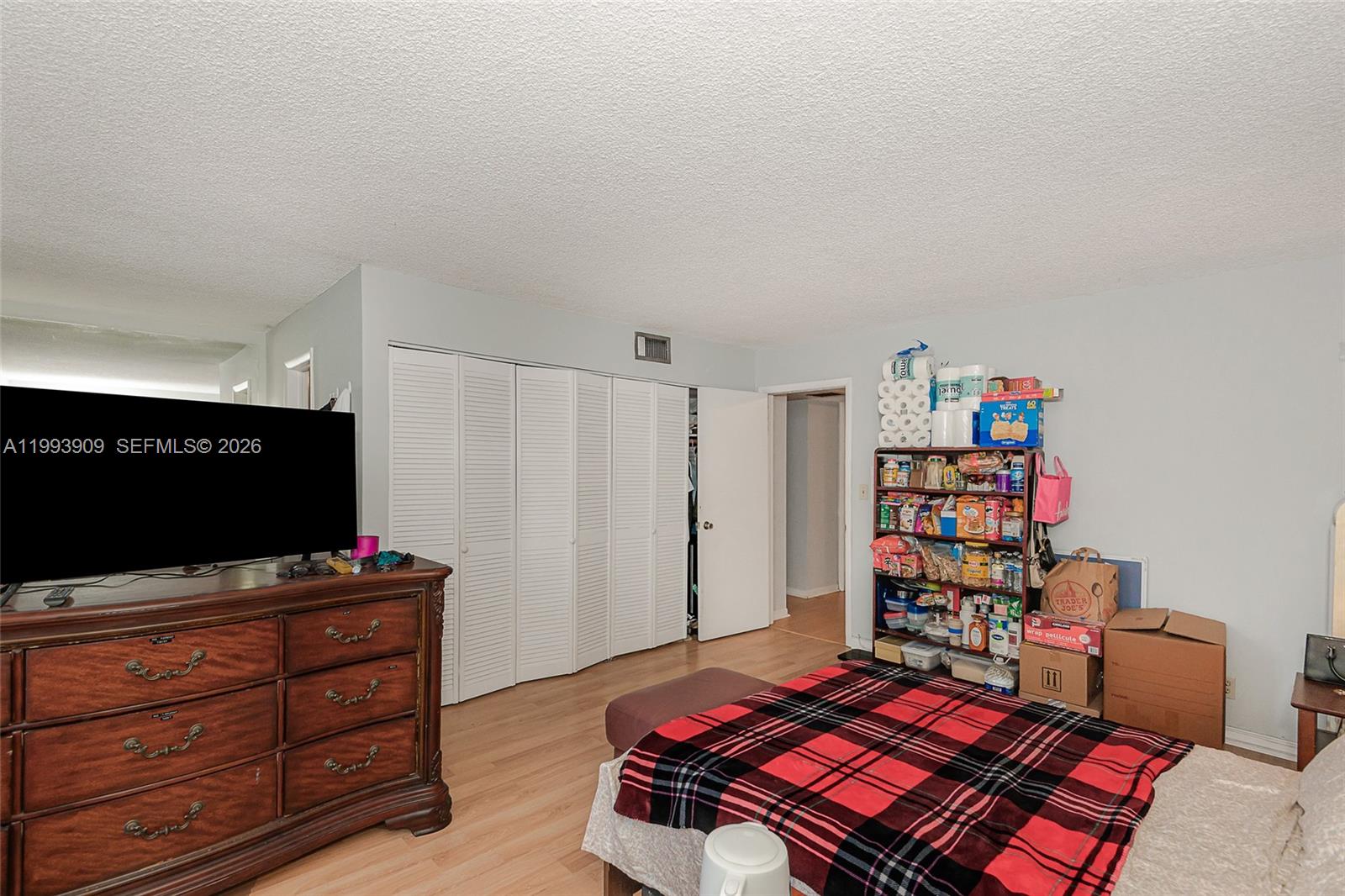 NOVA TOWNHOUSES CONDOMINI - Residential