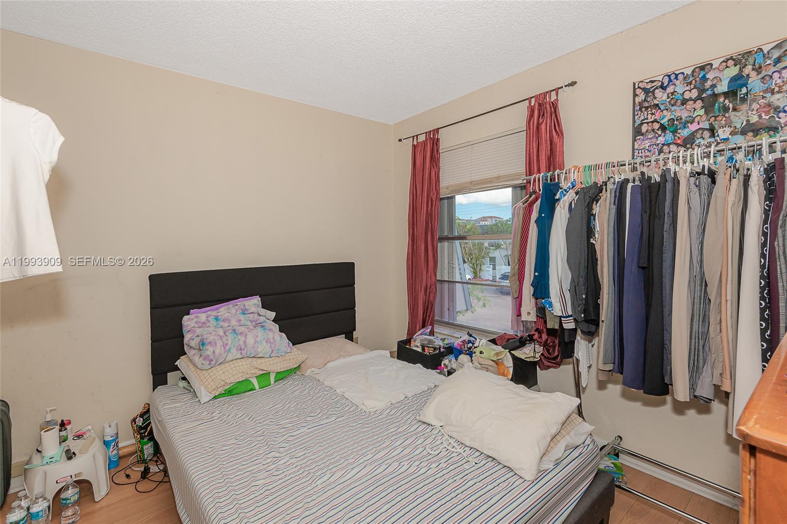 NOVA TOWNHOUSES CONDOMINI - Residential