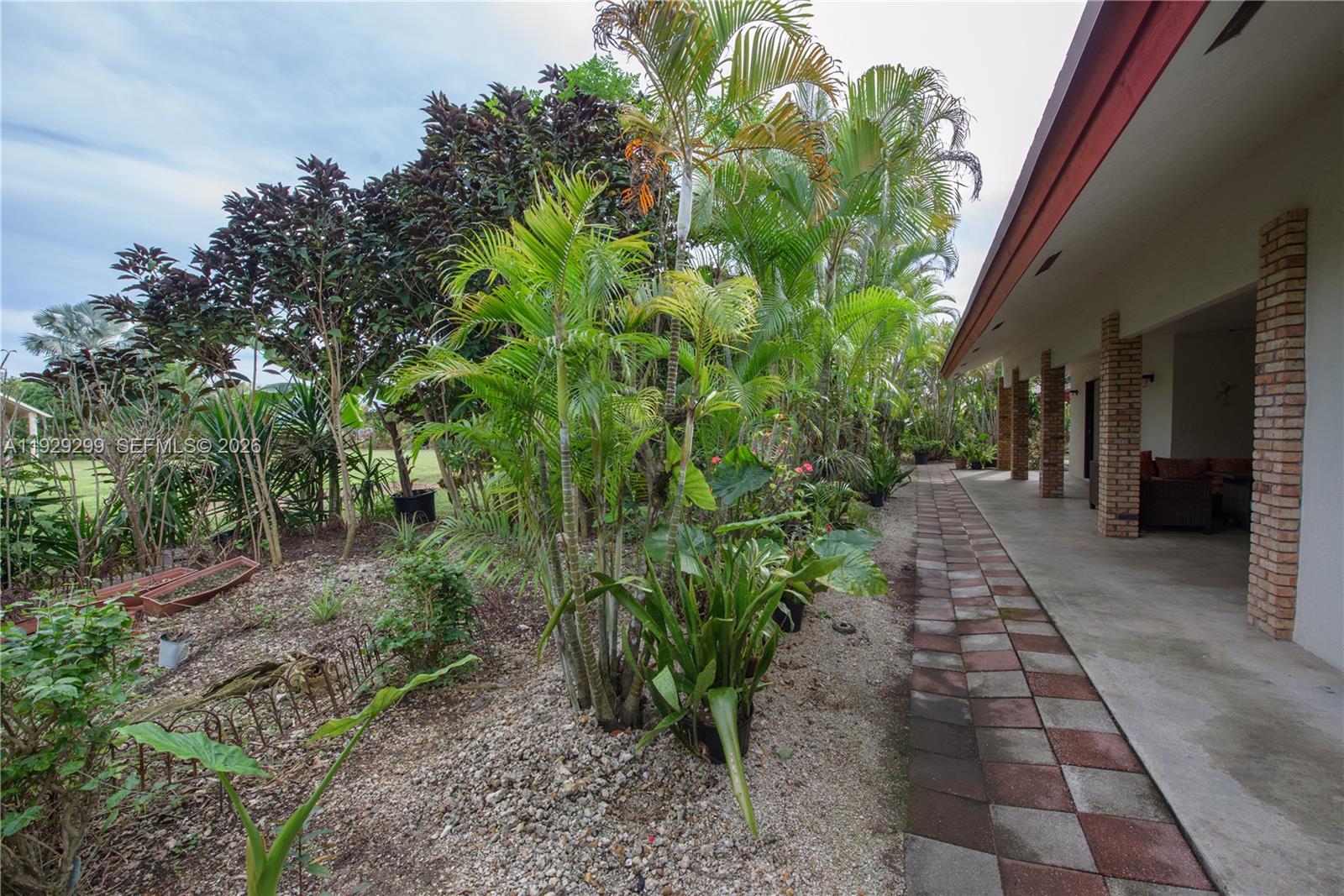 EPMORE GROVE ESTATES - Residential