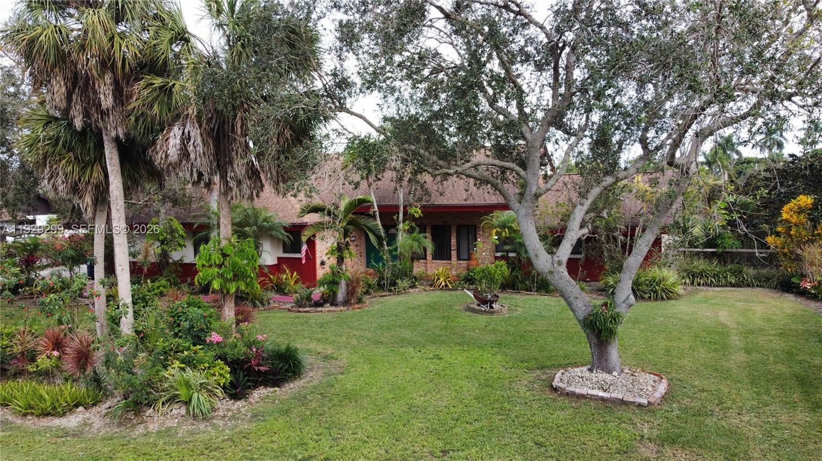 EPMORE GROVE ESTATES - Residential