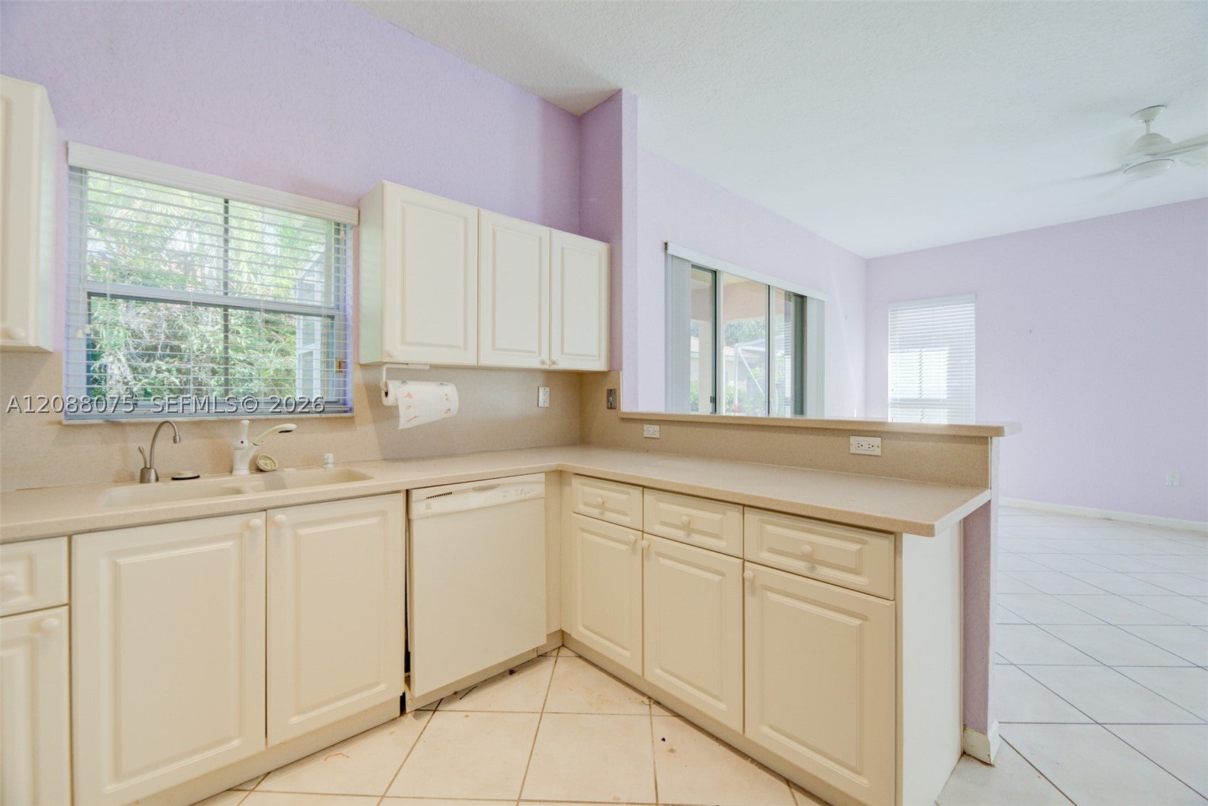 13945 S Cypress Cove Cir