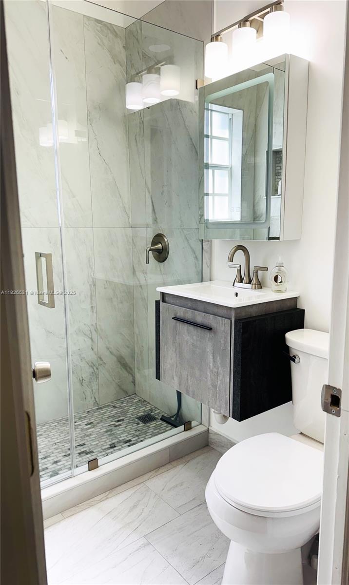 LAKE FOREST SEC 3 - Residential