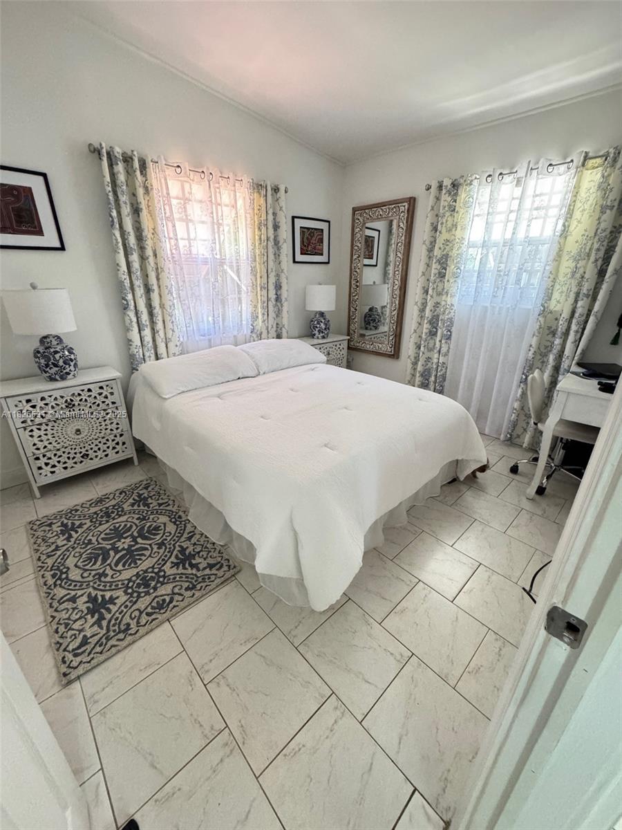 LAKE FOREST SEC 3 - Residential