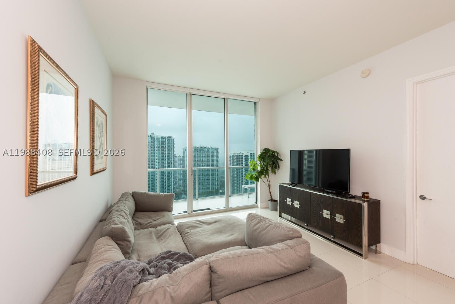 55 SE 6th St 4200