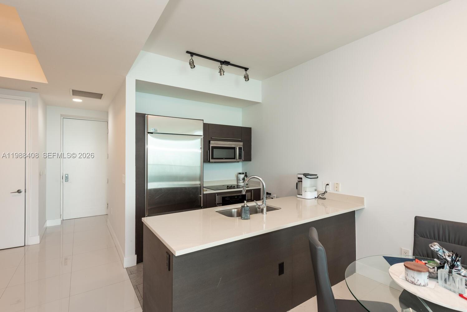 500 BRICKELL WEST CONDO - Residential