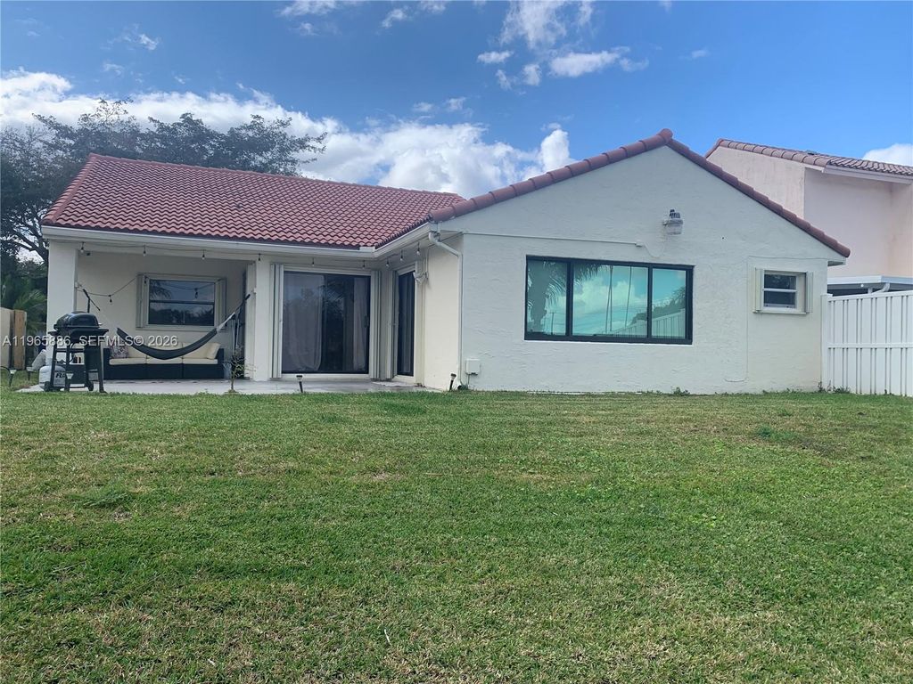 Photo of 2925 E Aviary Dr, Cooper City, FL 33026 (MLS # A11965886)