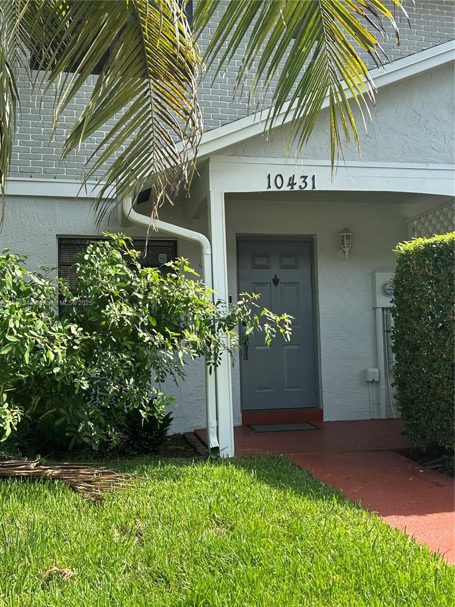 PEMBROKE POINTE SECTION T - Residential