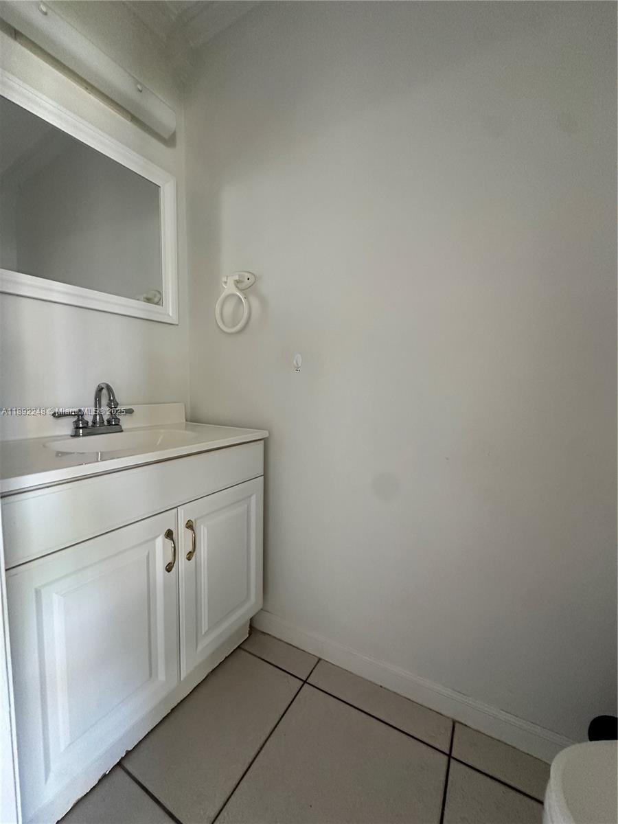 PEMBROKE POINTE SECTION T - Residential