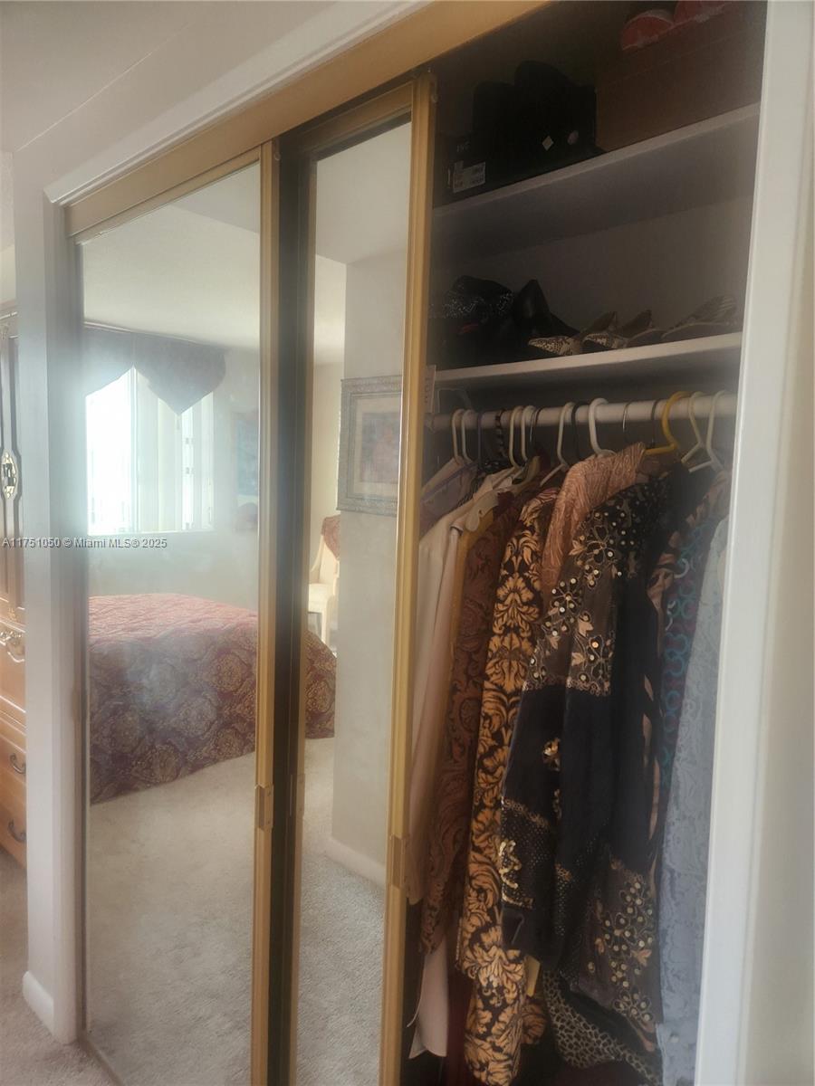 HILLCREST EAST NO 22 COND - Residential