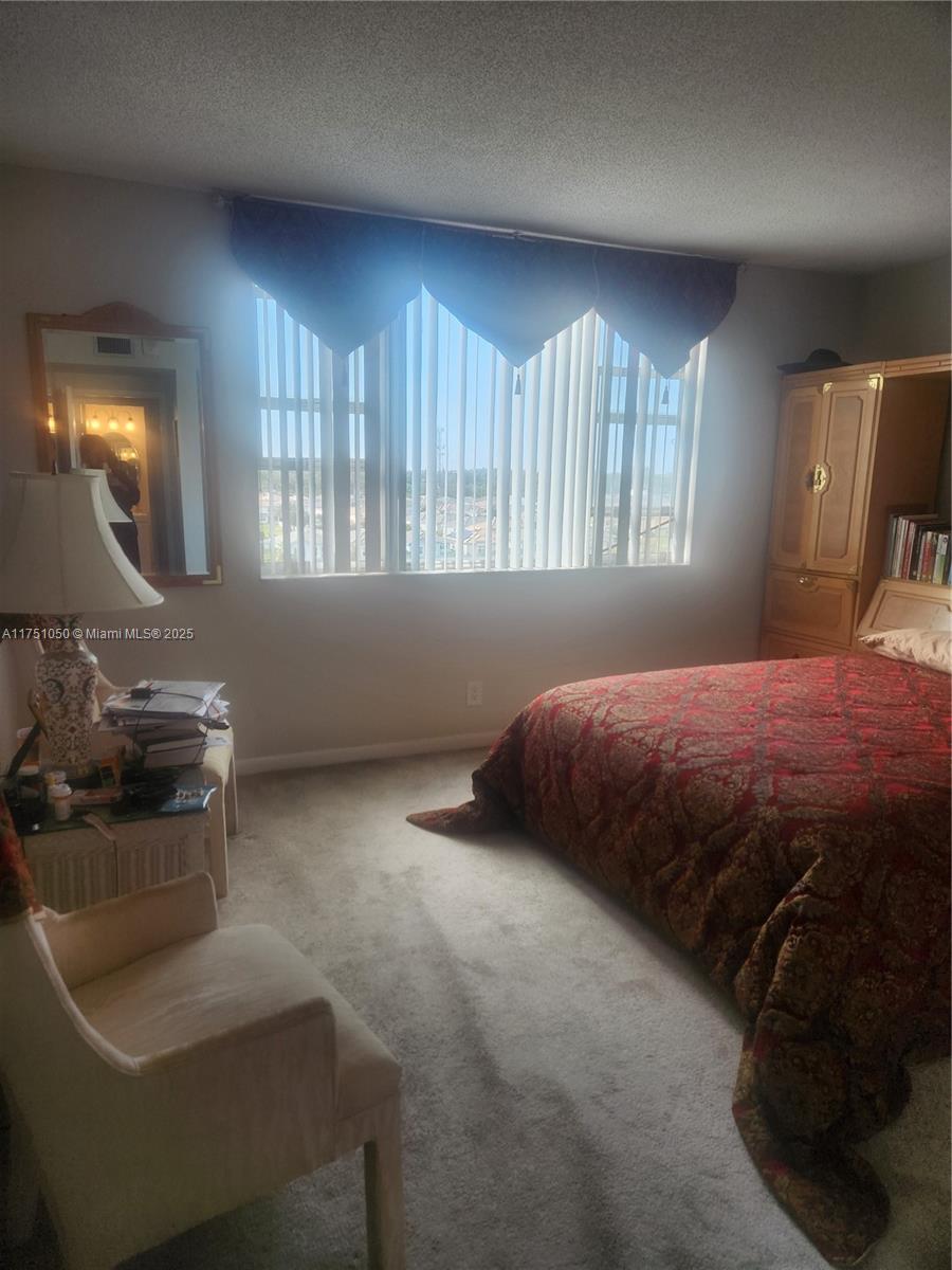 HILLCREST EAST NO 22 COND - Residential