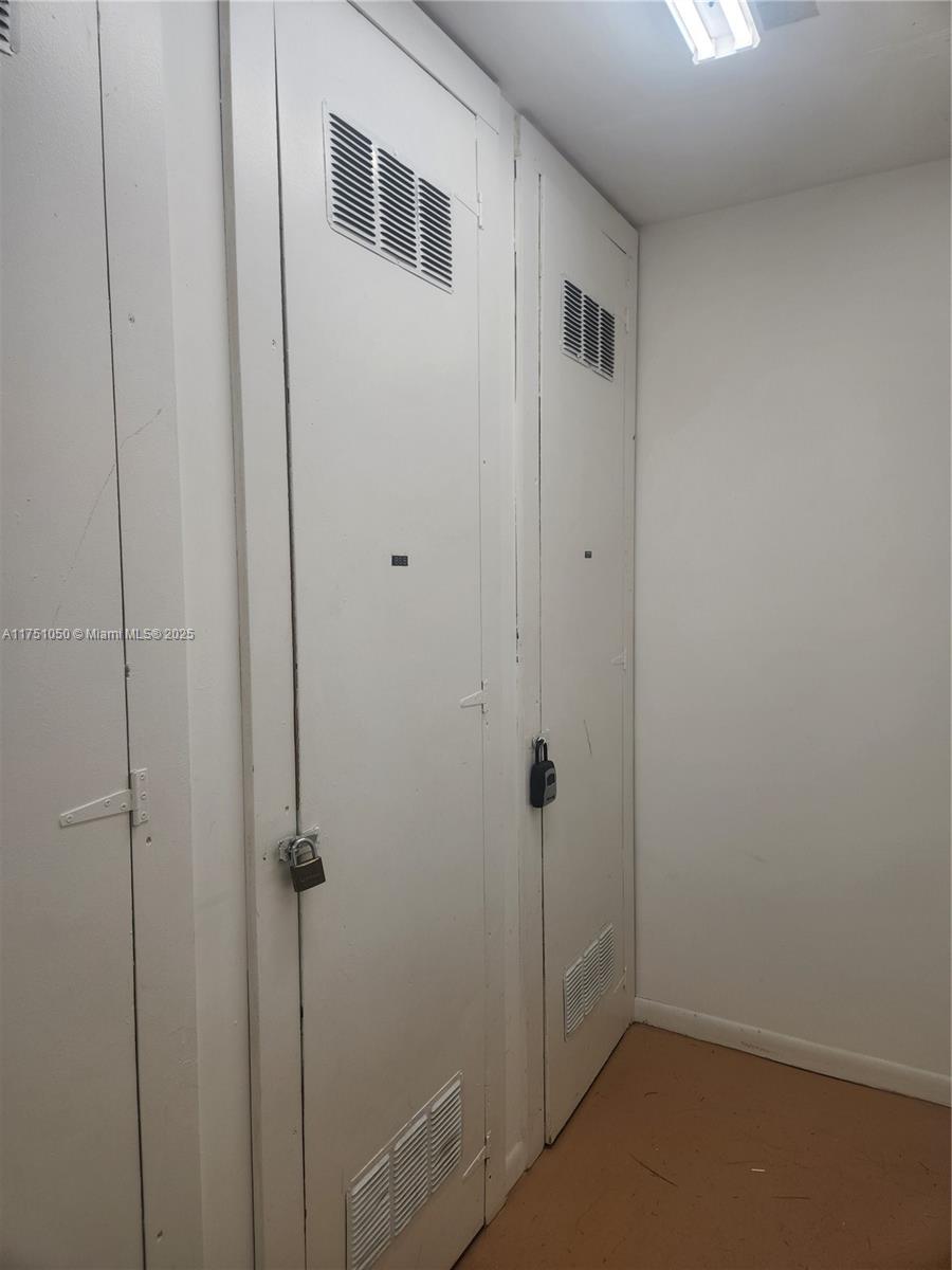 HILLCREST EAST NO 22 COND - Residential