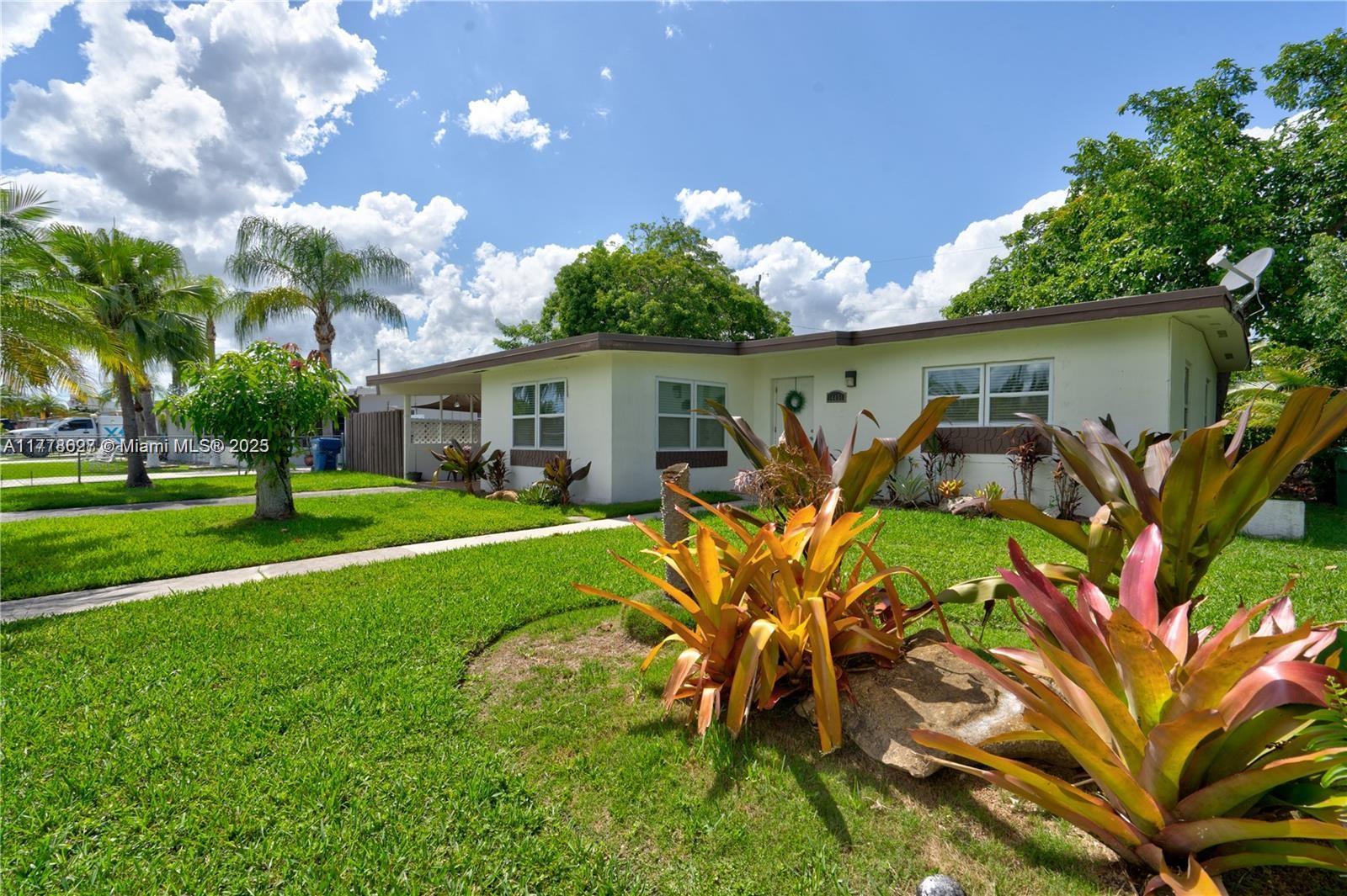 Property for Sale at 14451 Sw 287th St, Homestead, Miami-Dade County, Florida - Bedrooms: 4 
Bathrooms: 2  - $480,000