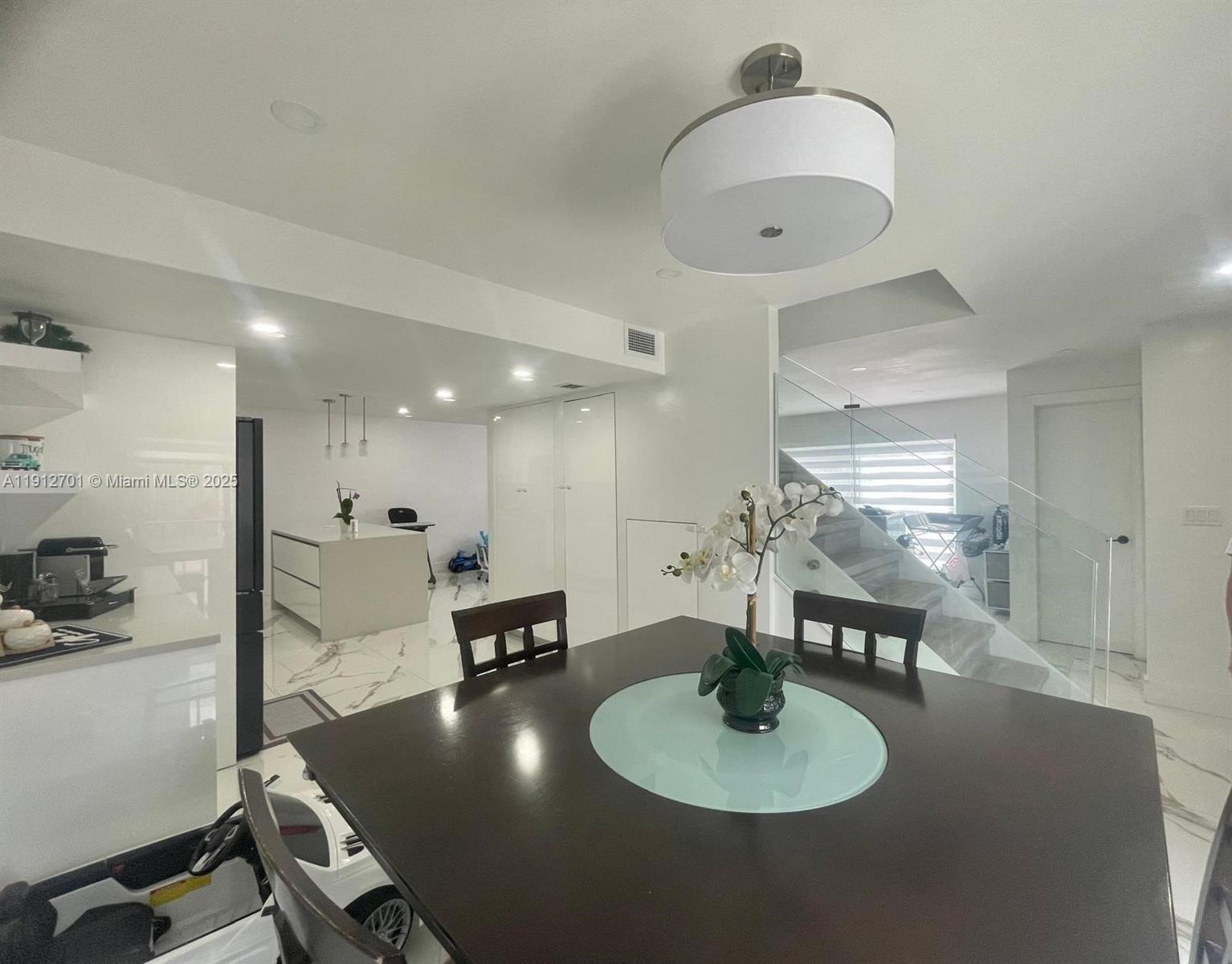 OLYMPIAN GDN CONDO - Residential Lease