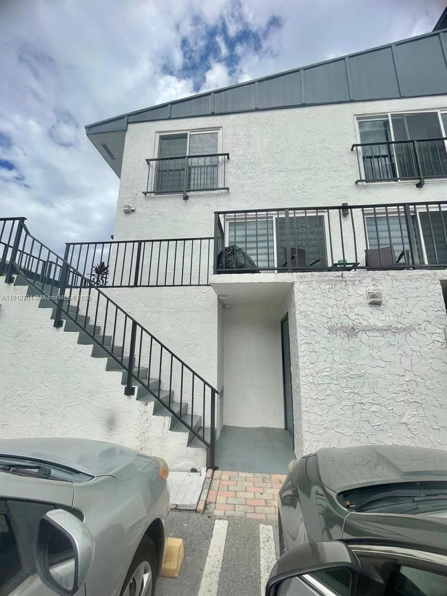 Gorgeous and fully renovated townhouse in the peaceful and highly desirable area of West Kendall. This spacious two-story home features 3 bedrooms and 2.5 bathrooms, an open-concept living area, and a modern kitchen with stainless steel appliances and plenty of storage space. The property includes impact windows, new washer & dryer and appliances.
Enjoy a corner balcony, perfect for family gatherings or relaxing afternoons. Two assigned parking space, and plenty of guest parking. The community offers a beautiful pool with lake views, and there’s a neighborhood park right across the street with a playground and walking trails.
Located within walking distance of shopping centers, restaurants, Walmart, Home Depot, Urban Air, and top-rated schools.