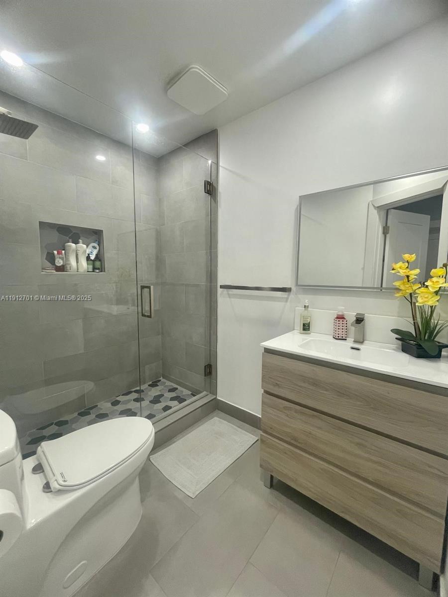 OLYMPIAN GDN CONDO - Residential Lease