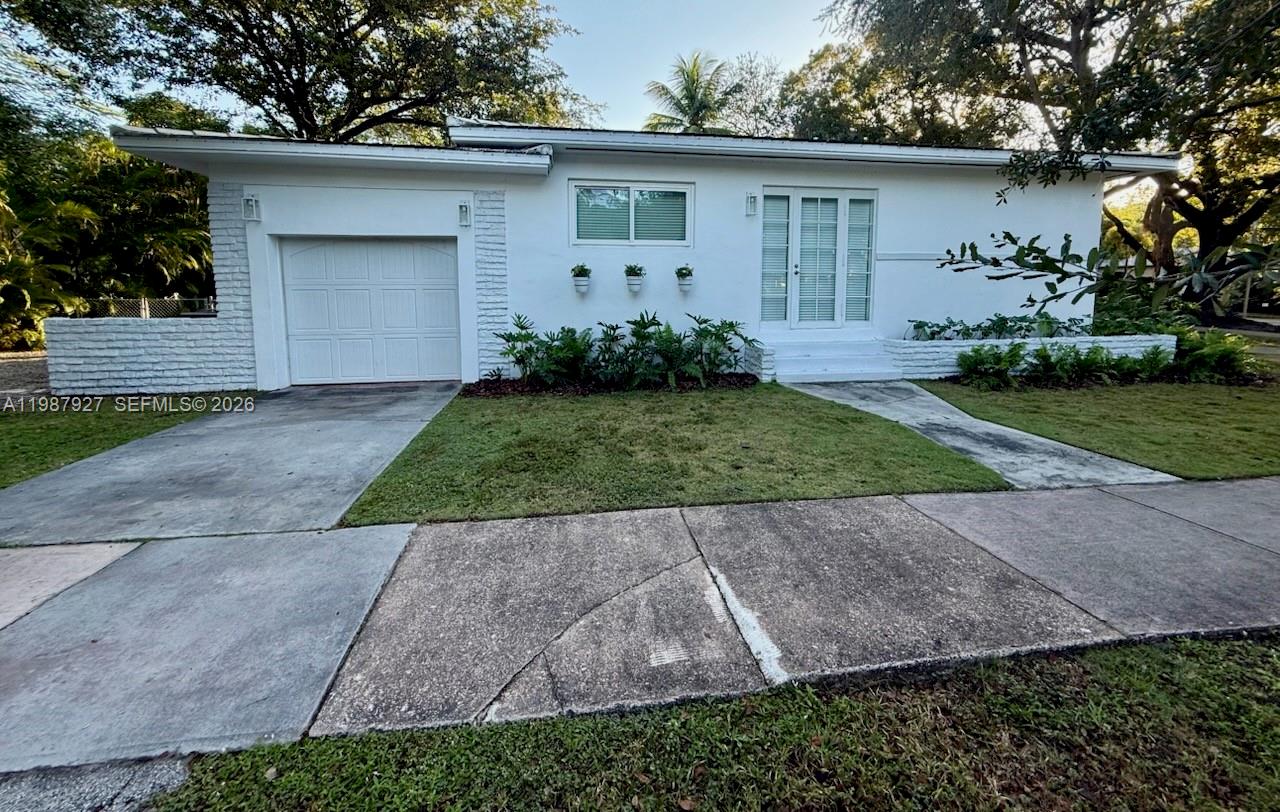 CORAL GABLES SEC B - Residential