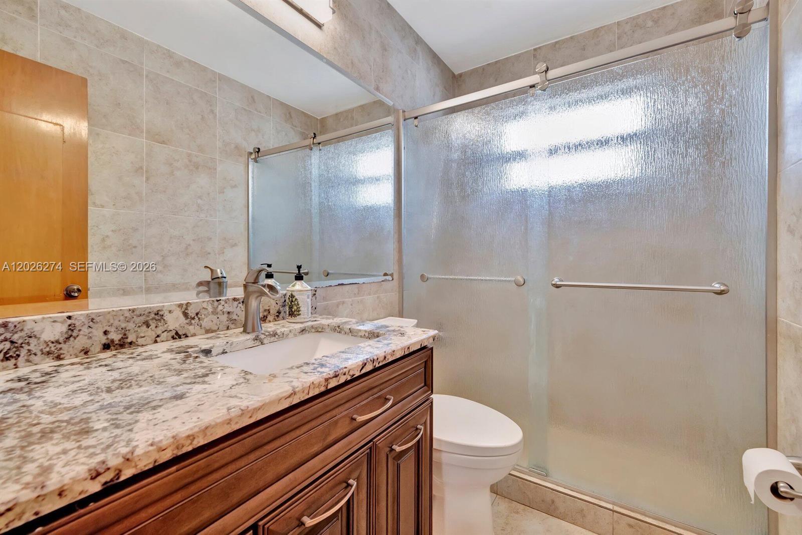 45 SE 14th St