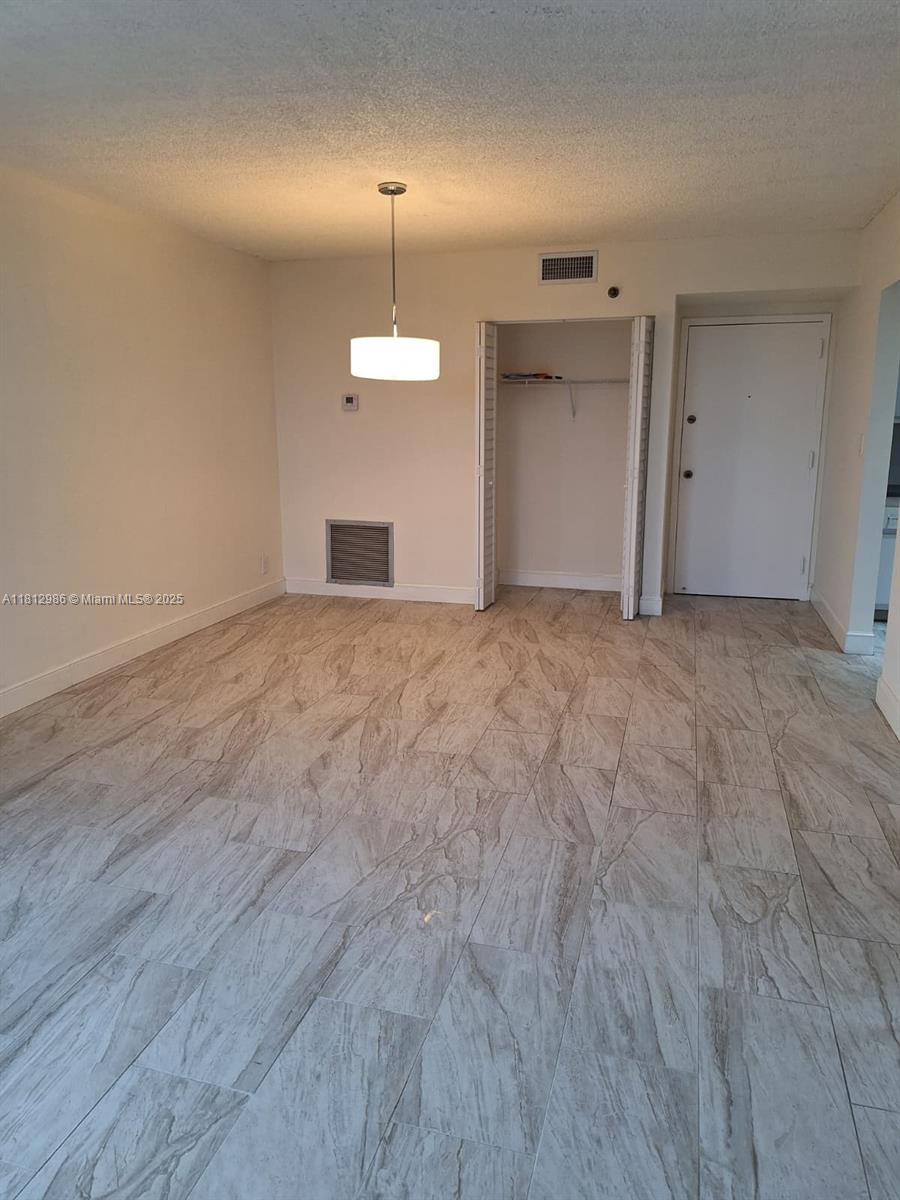 HILLCREST EAST NO 19 COND - Residential Lease