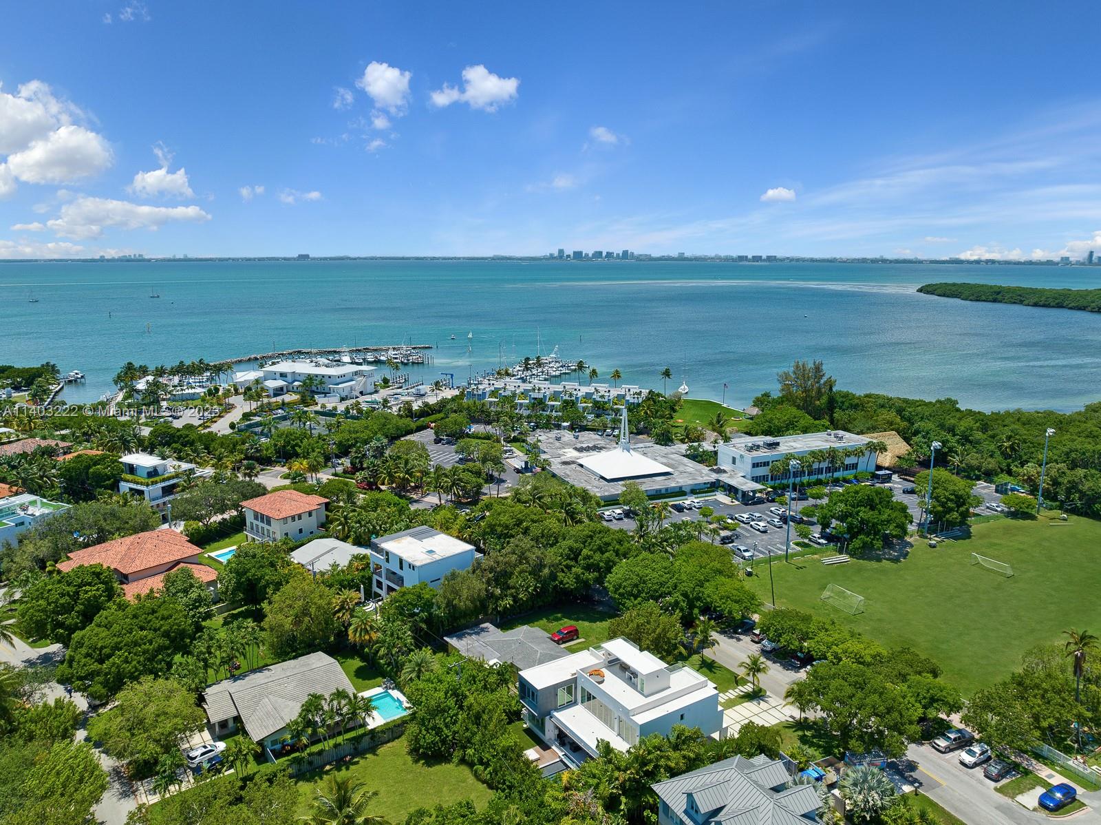 TROPICAL ISLE HOMES SUB 4 - Residential