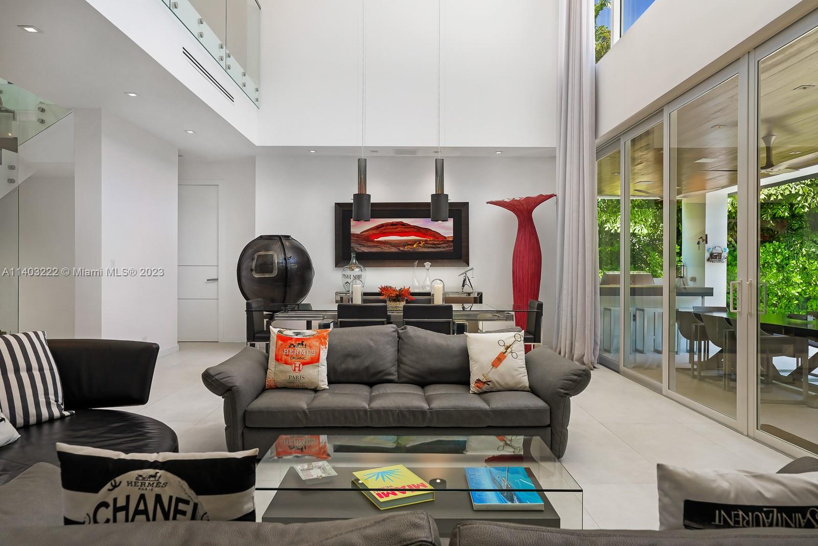 TROPICAL ISLE HOMES SUB 4 - Residential