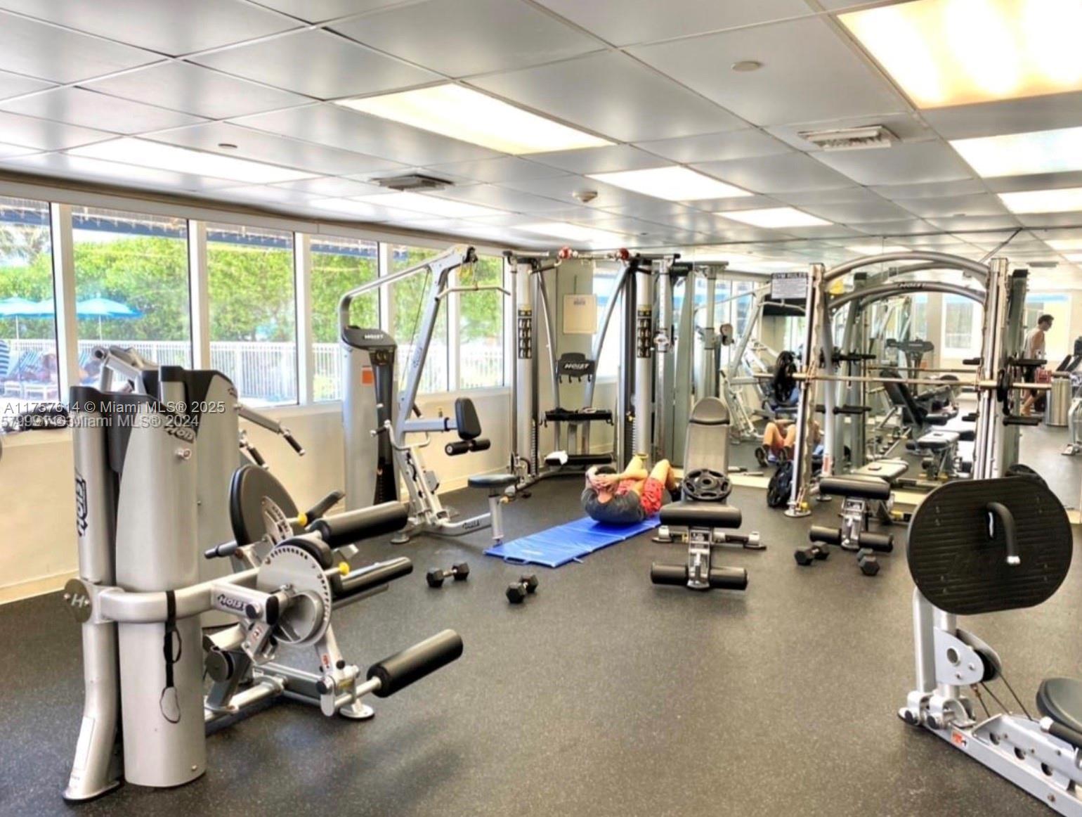 THE AVENTURA BEACH CLUB C - Residential