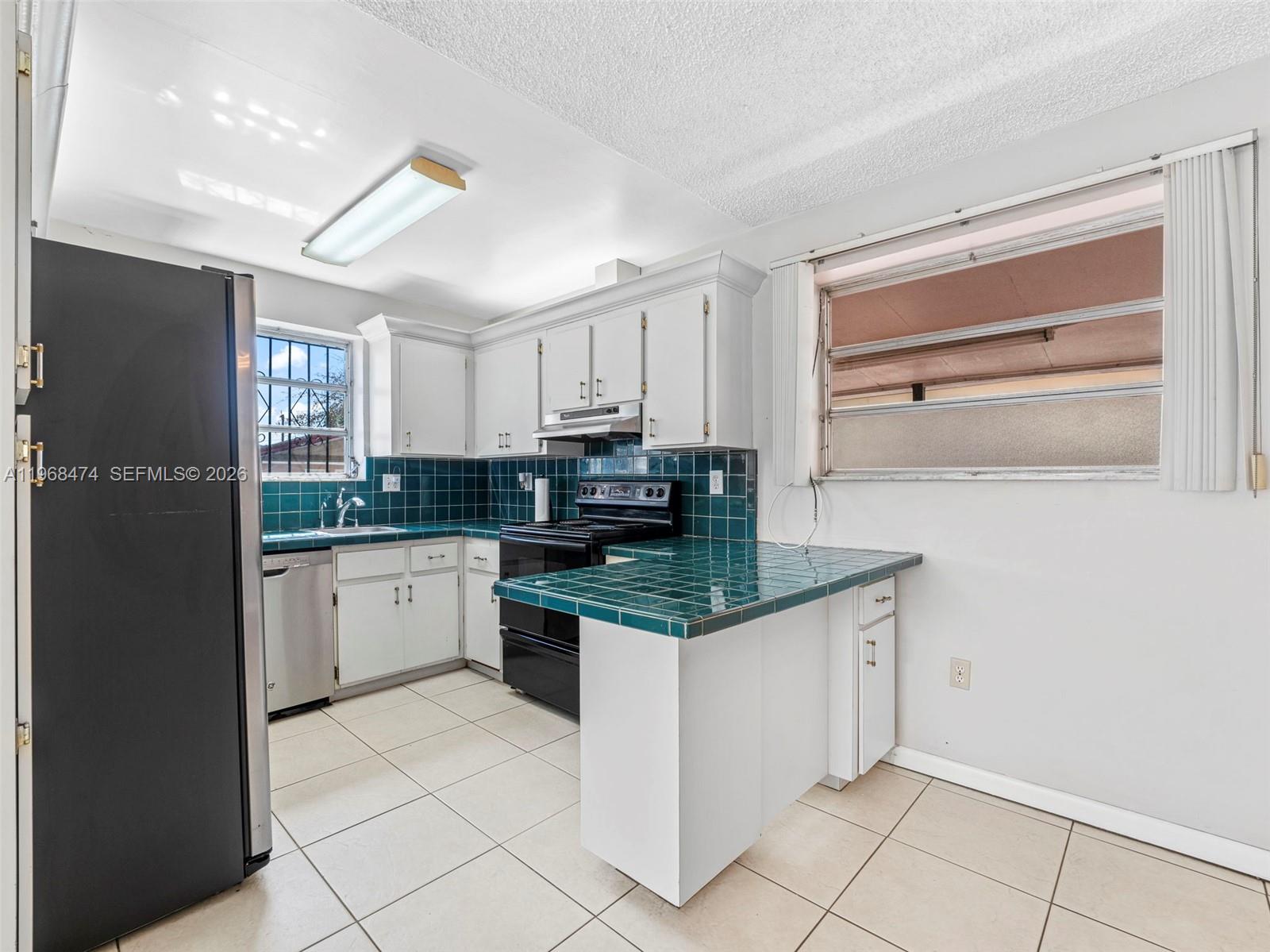 HIALEAH 16 ADDN AMD & REV - Residential