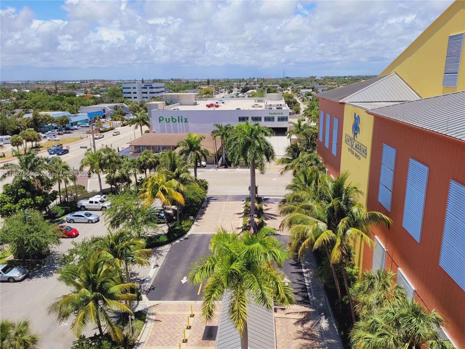 MARINA GRANDE - Residential