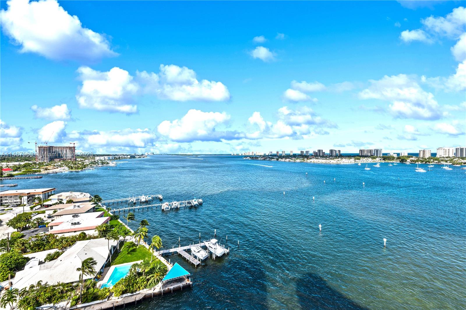 MARINA GRANDE - Residential