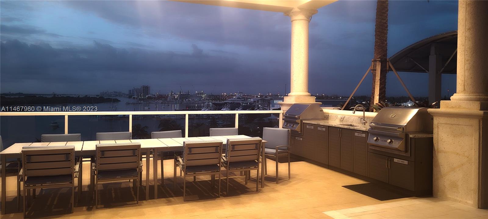 MARINA GRANDE - Residential