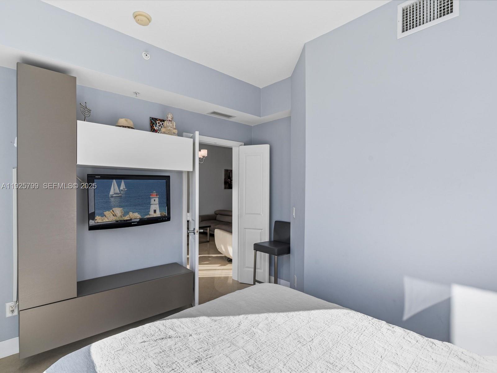 OCEAN MARINE YACHT CLUB C - Residential