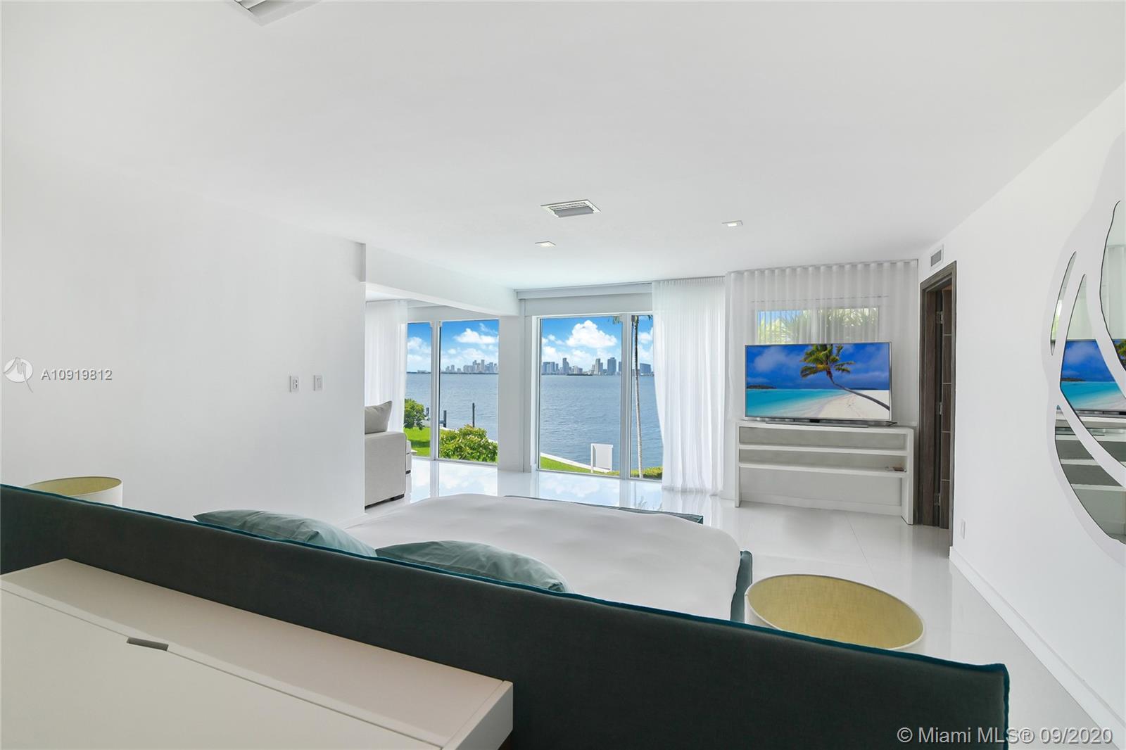 TREASURE ISLAND - Residential