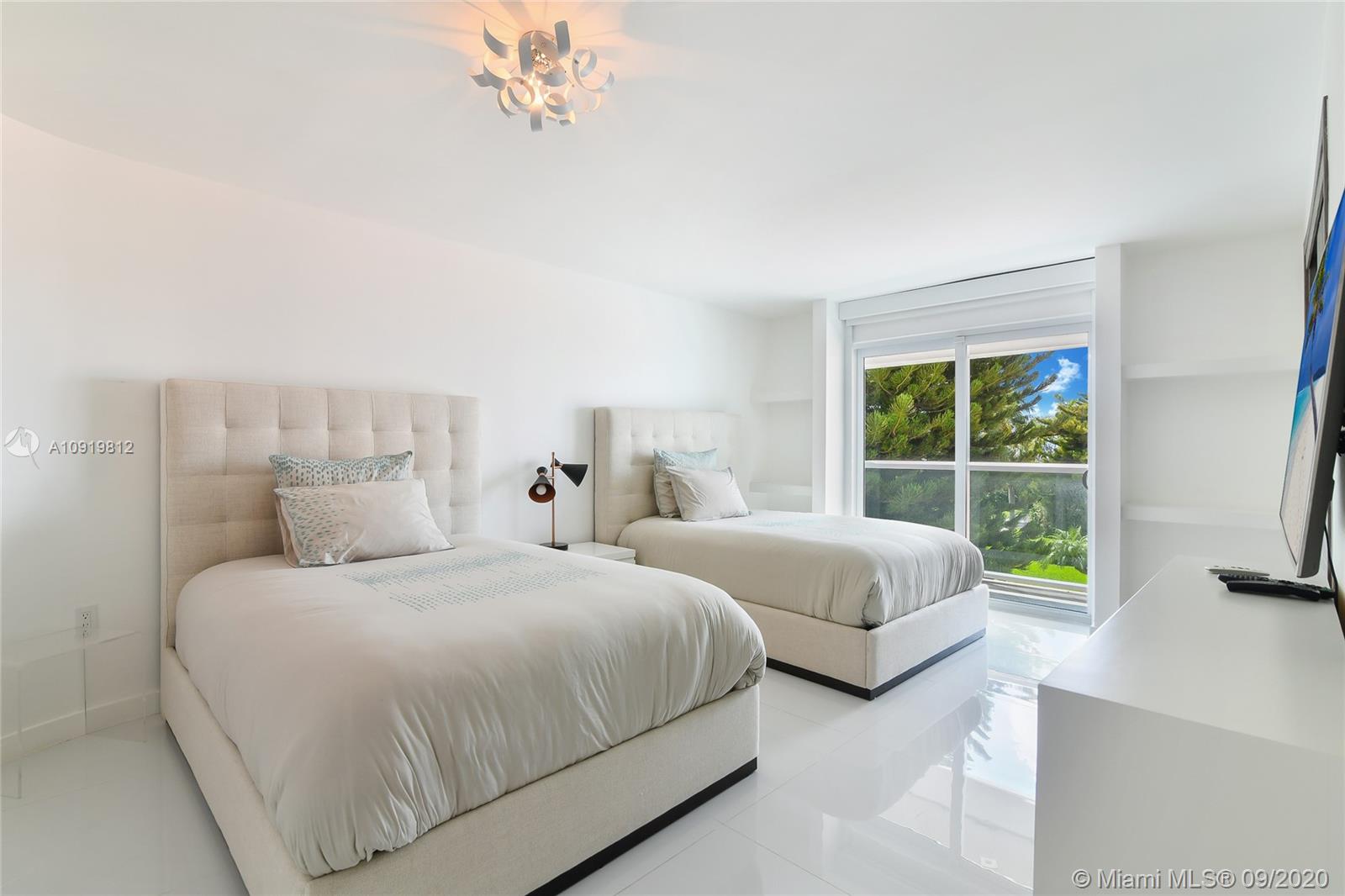 TREASURE ISLAND - Residential