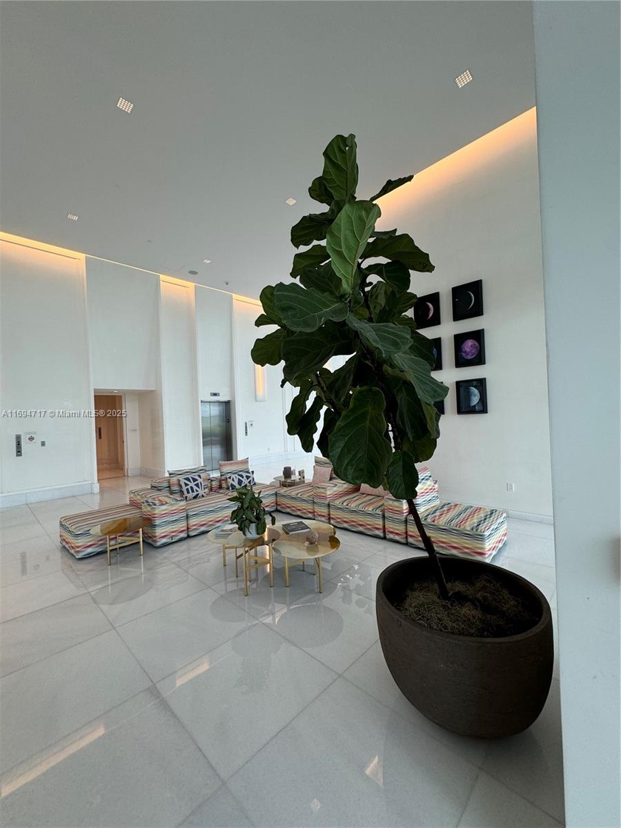 Missoni Baia - Residential