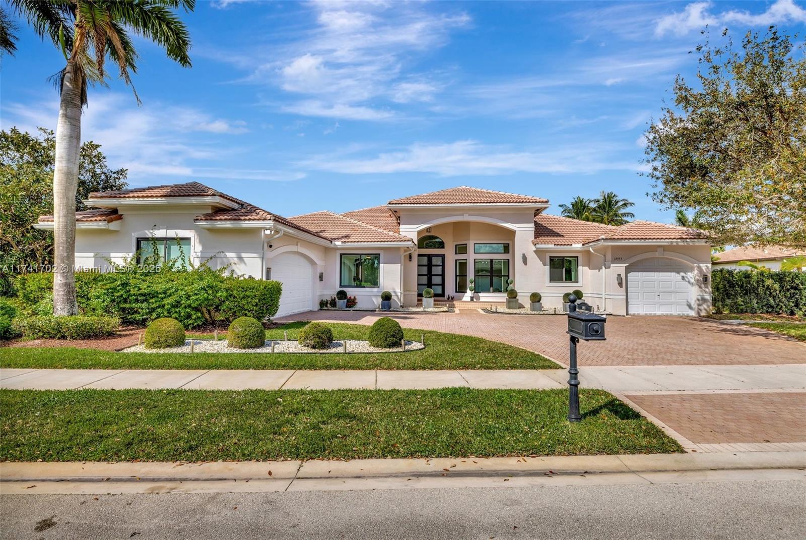 Property for Sale at 14955 Sw 33rd St, Davie, Broward County, Florida - Bedrooms: 5 
Bathrooms: 5  - $2,650,000