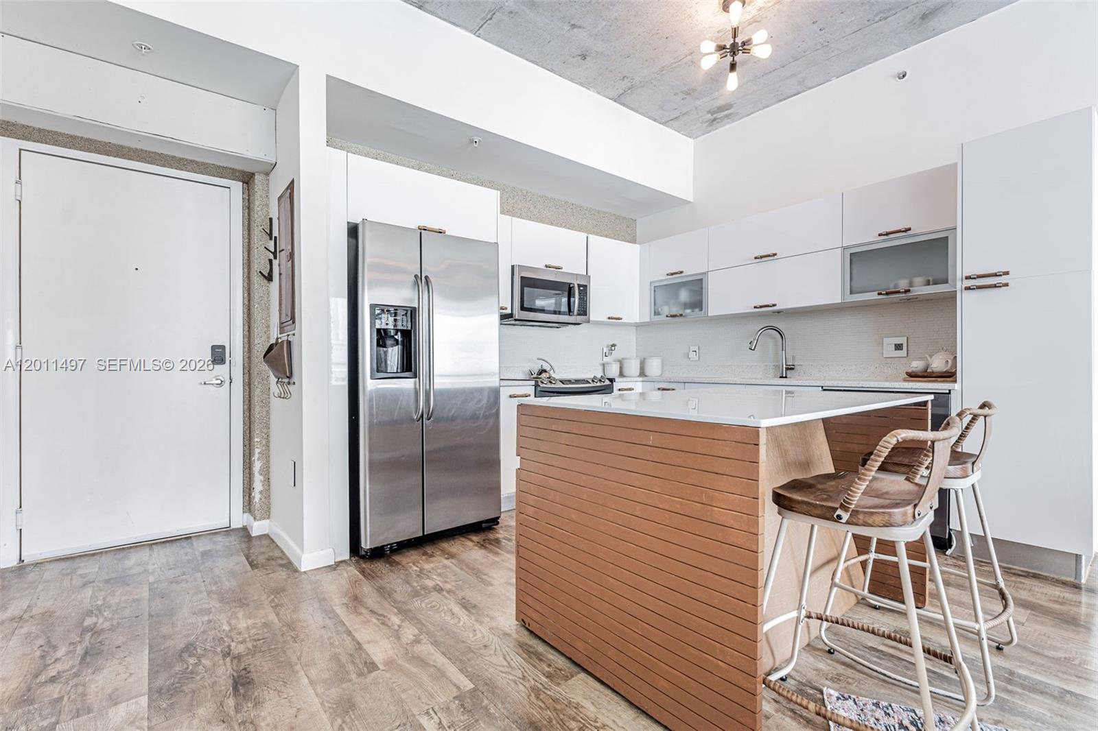 THE LOFT DOWNTOWN II COND - Residential