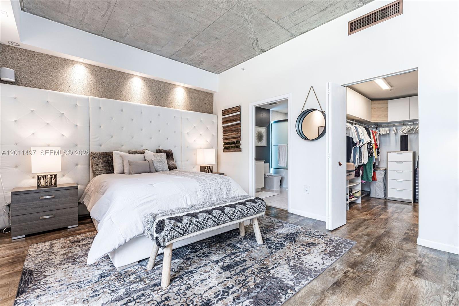 THE LOFT DOWNTOWN II COND - Residential