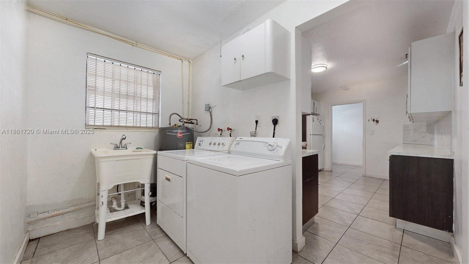 BELL GARDENS - Residential