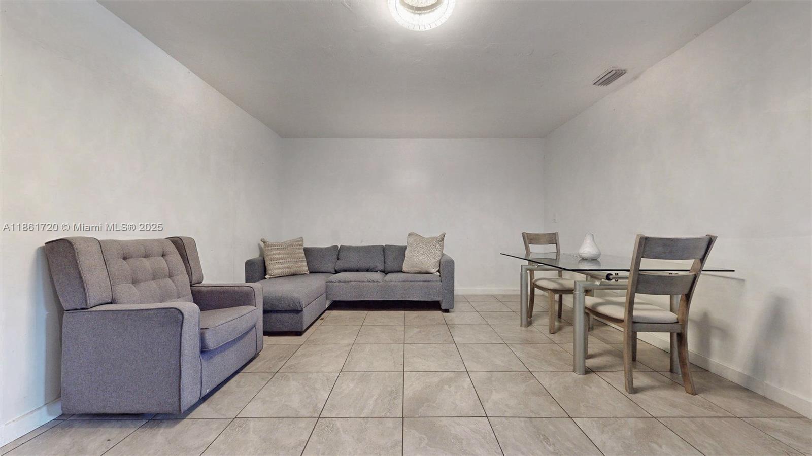 BELL GARDENS - Residential