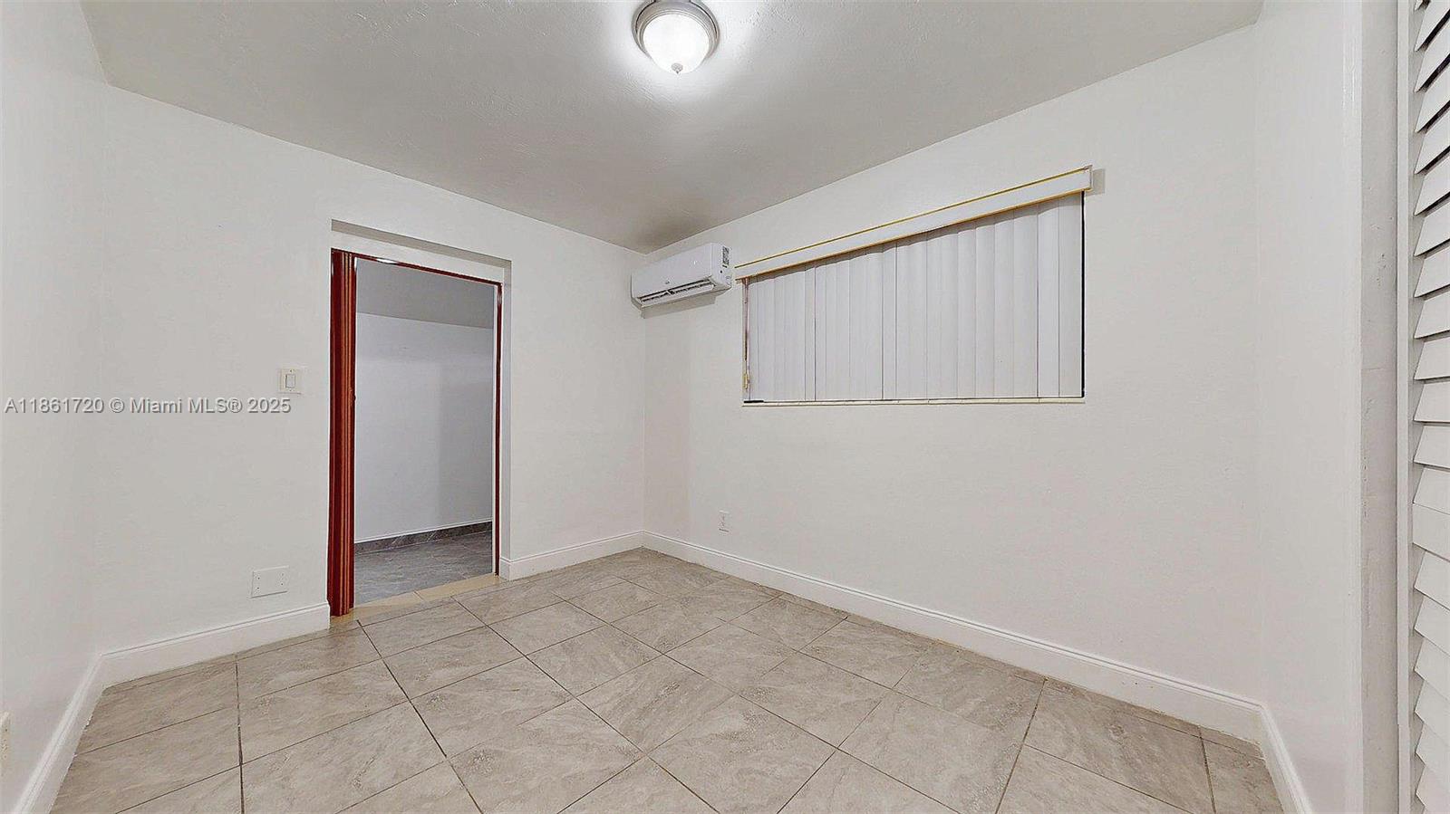 BELL GARDENS - Residential