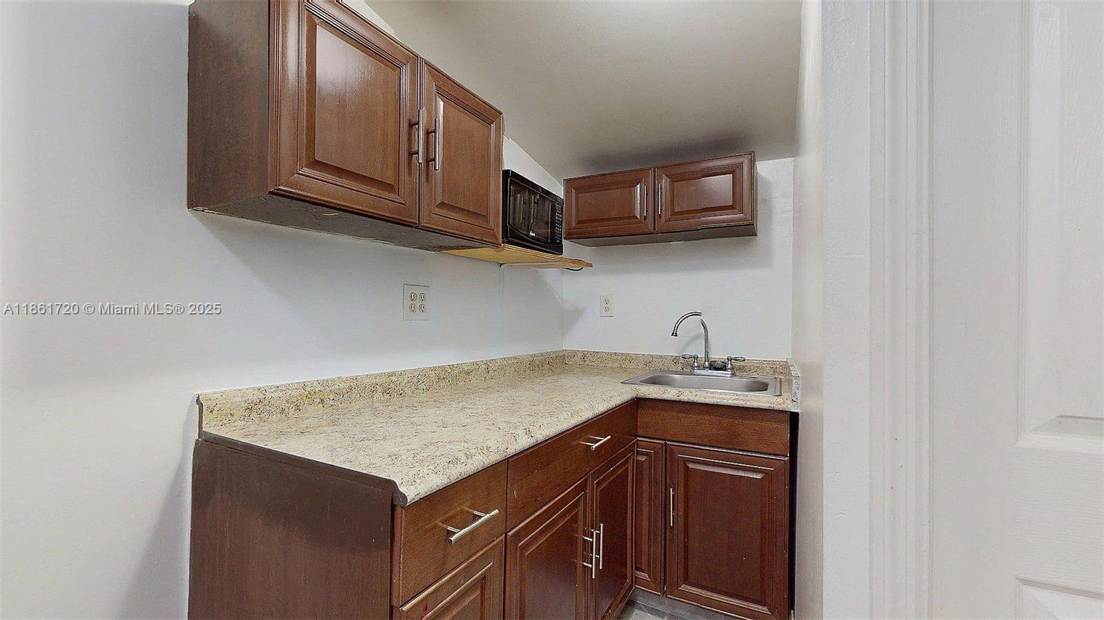 BELL GARDENS - Residential