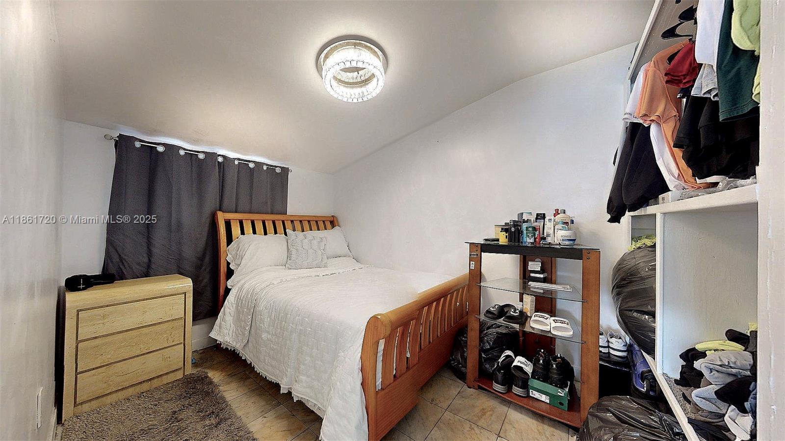 BELL GARDENS - Residential