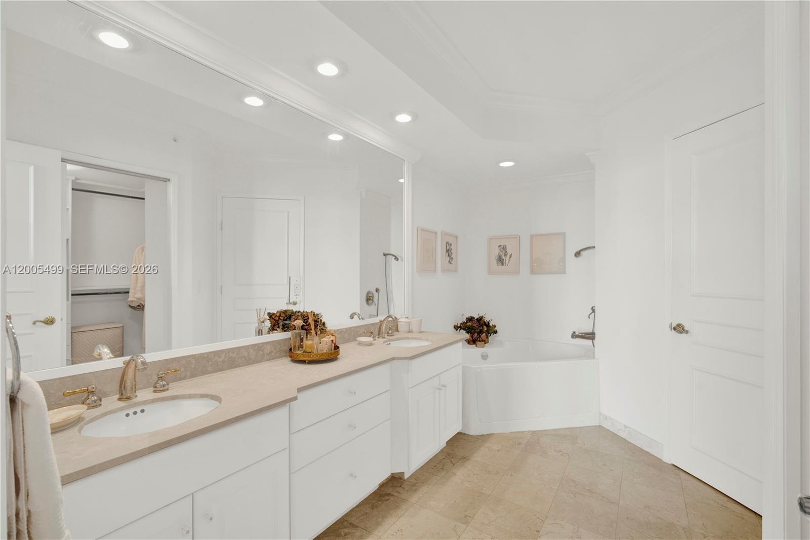 100 HIDDEN BAY CONDO - Residential