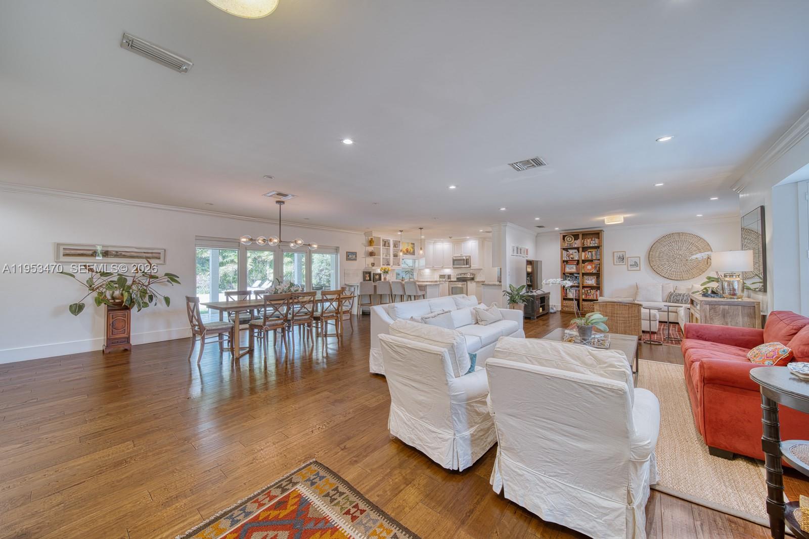 GRANADA GARDENS - Residential