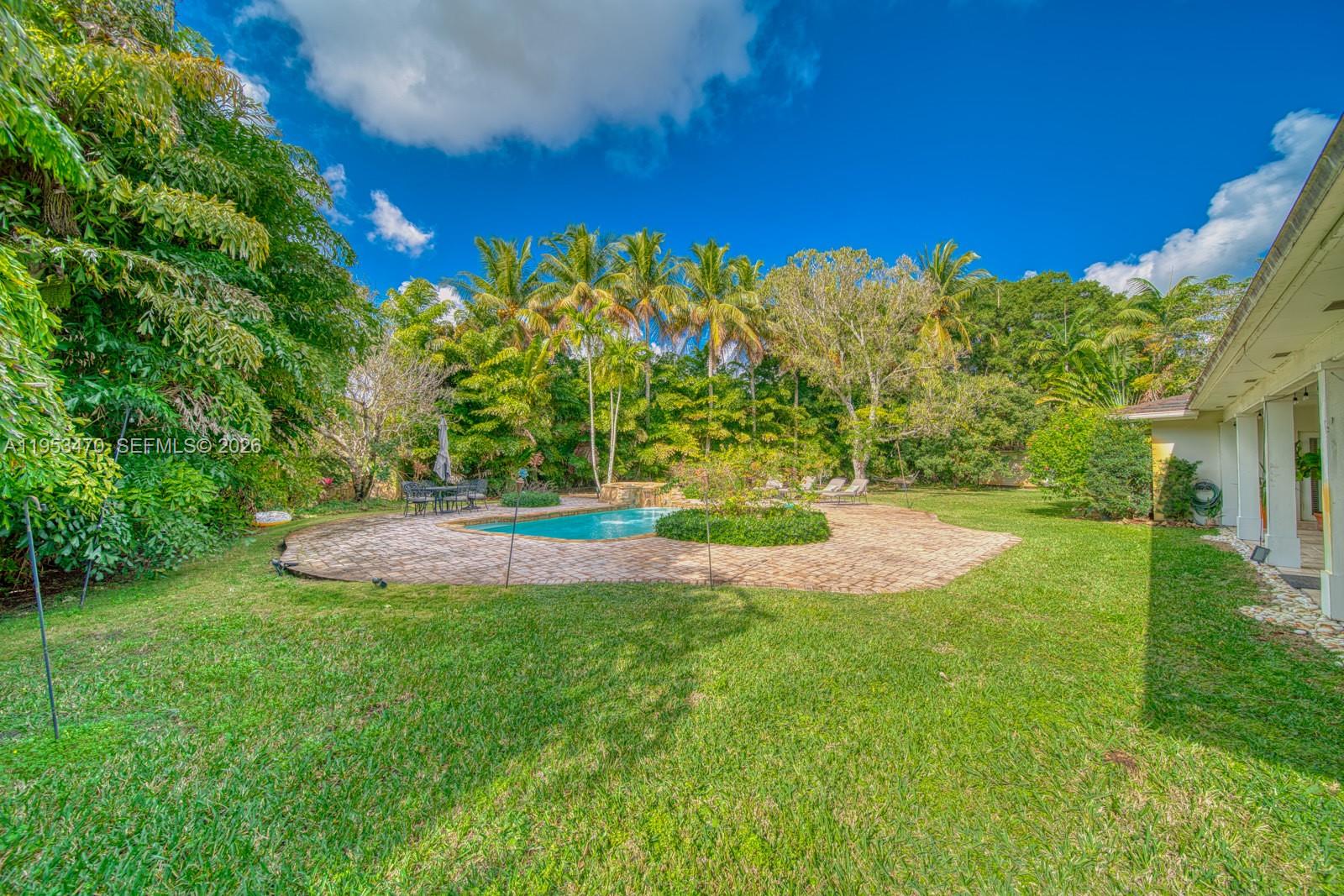 GRANADA GARDENS - Residential