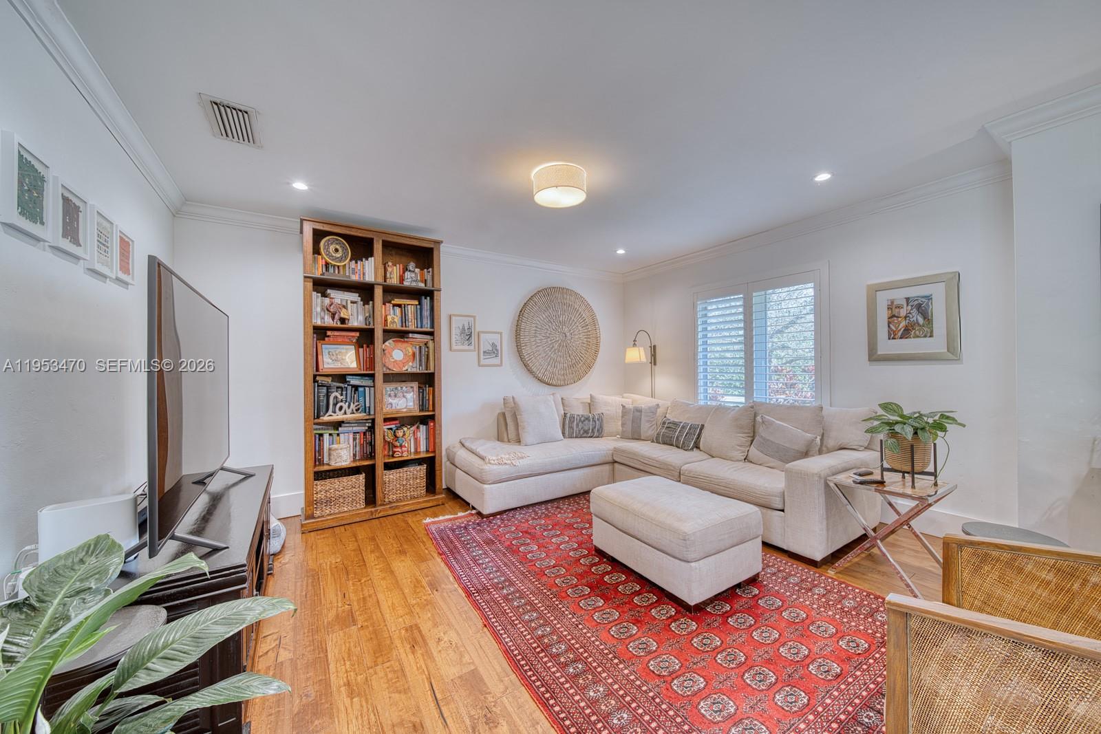 GRANADA GARDENS - Residential