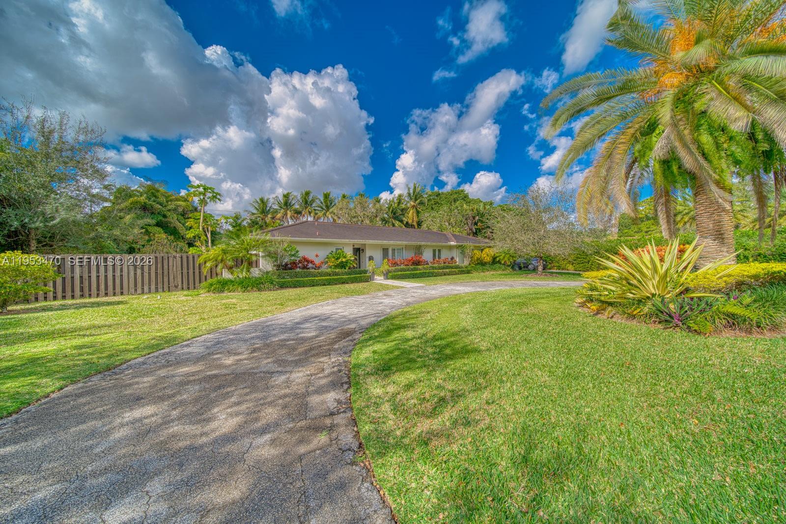 GRANADA GARDENS - Residential