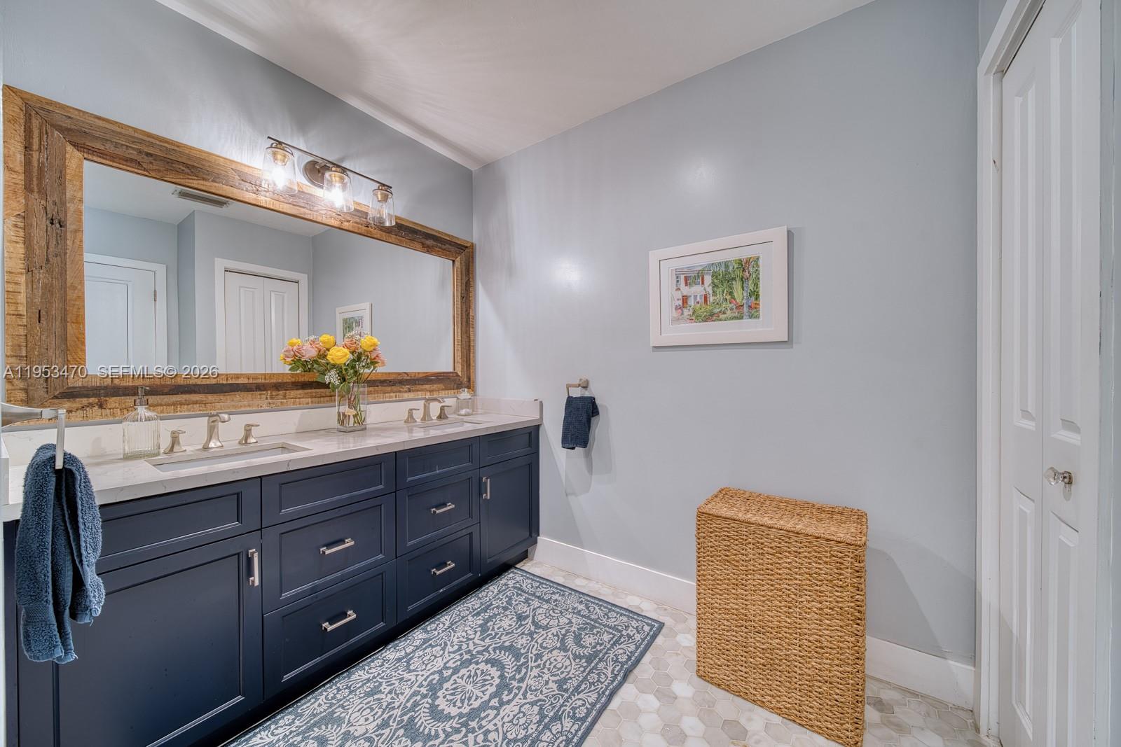 GRANADA GARDENS - Residential