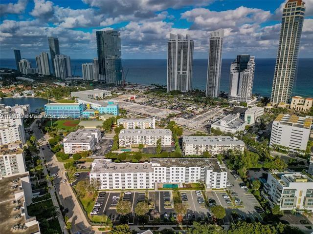 CARIBBEAN BREEZE CONDO - Residential Lease