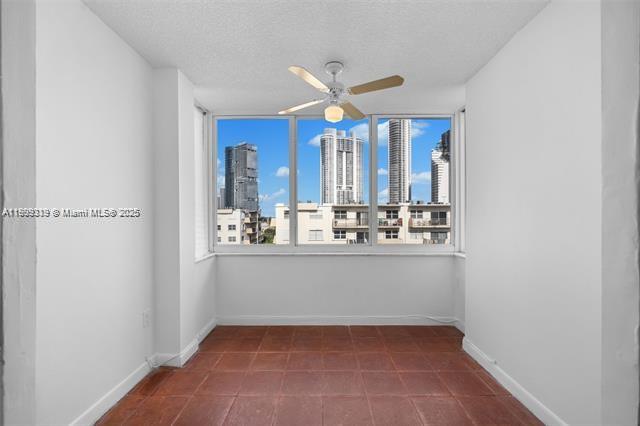 CARIBBEAN BREEZE CONDO - Residential Lease