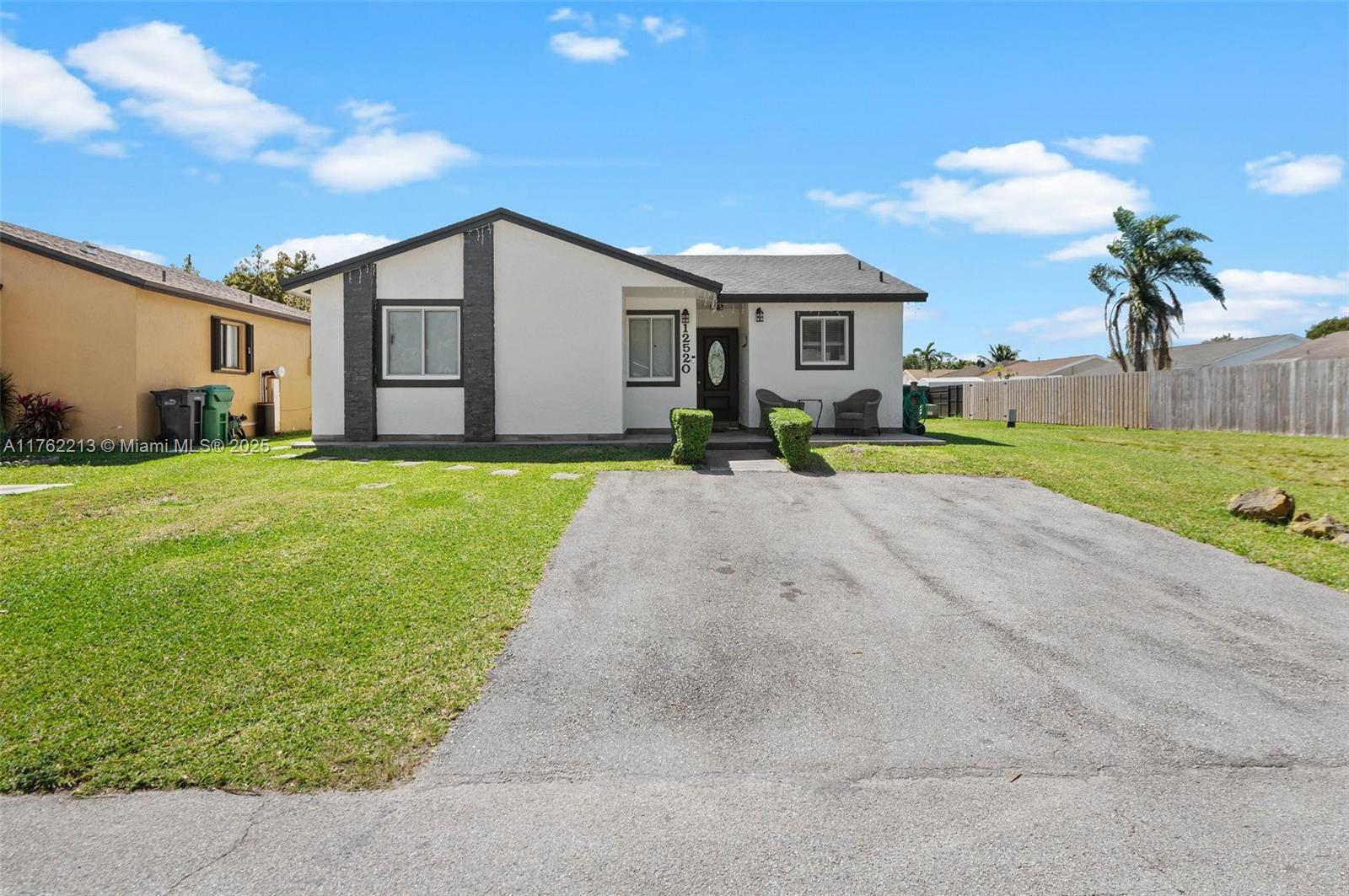 12520 Sw 250th Ter, Homestead, Miami-Dade County, Florida - 3 Bedrooms  
2 Bathrooms - 